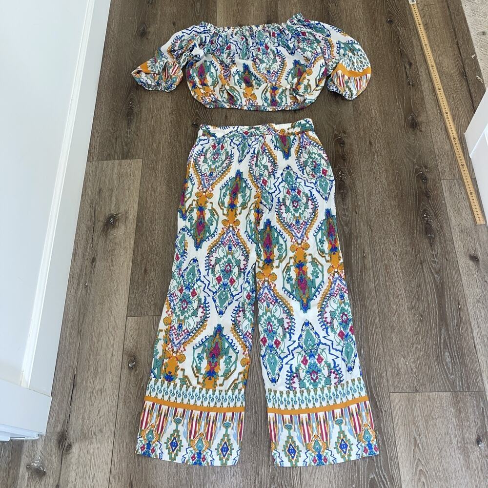 Christian Siriano 2 Piece Resort Set Pull On Pants Crop Blouse Aztec Travel NEW - Picture 9 of 13